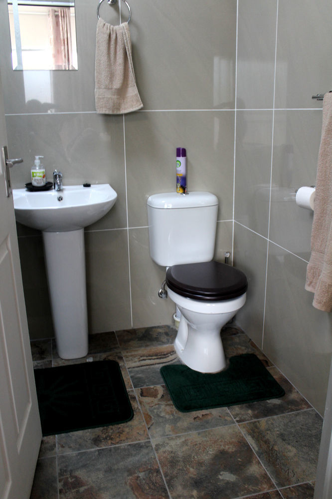 2 Op Terblanche Guesthouse Boksburg Zewnętrze zdjęcie